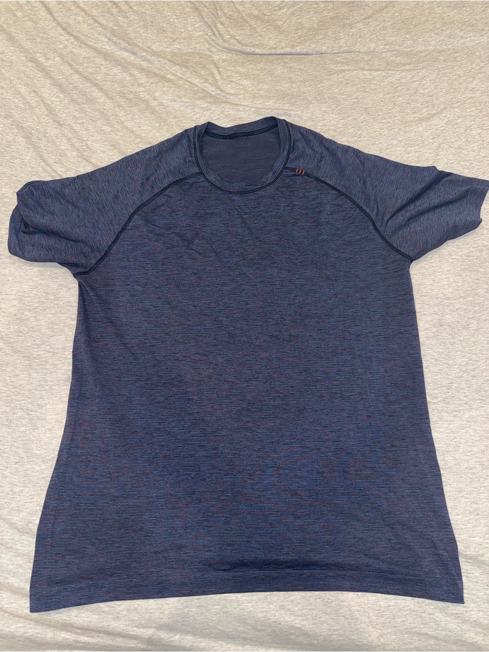 lululemon athletica Men's Navy Heather Short-Sleeve Tee